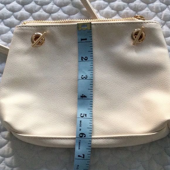 NWOT H&M crossbody purse - Picture 5 of 5